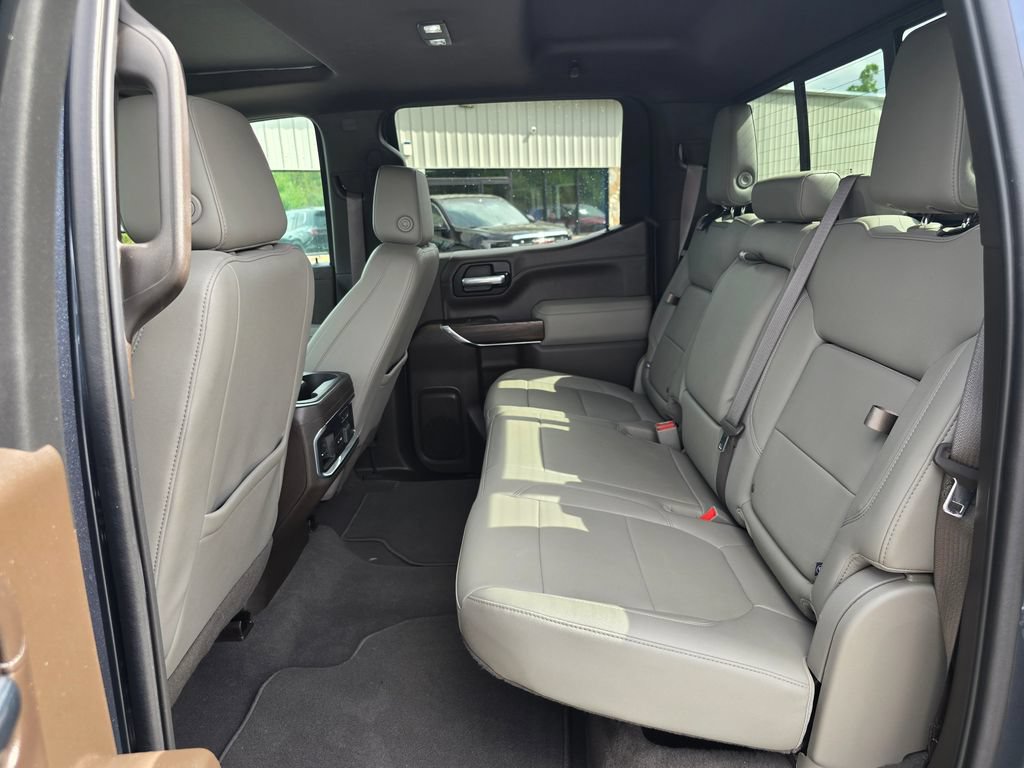 Used 2021 GMC Sierra 1500 SLT w/ SLT Premium Plus Package AWD/4WD image 11