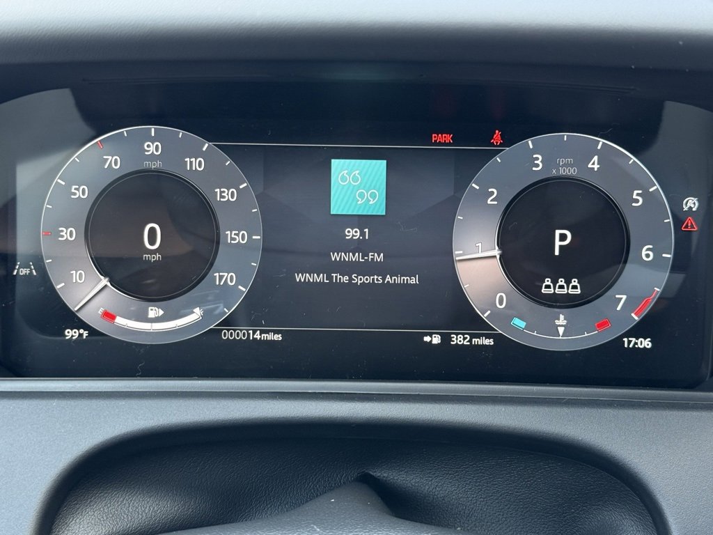 New 2026 Land Rover Range Rover Velar Dynamic SE image 26