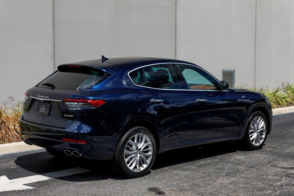 Certified 2022 Maserati Levante GT image 5