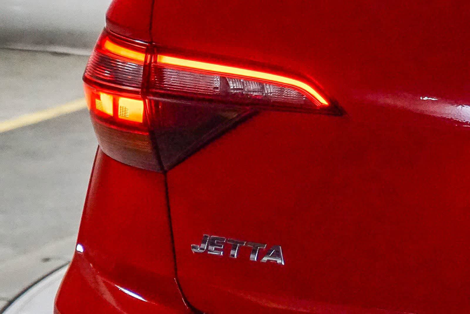 Used 2019 Volkswagen Jetta S w/ Driver Assistance Package image 11
