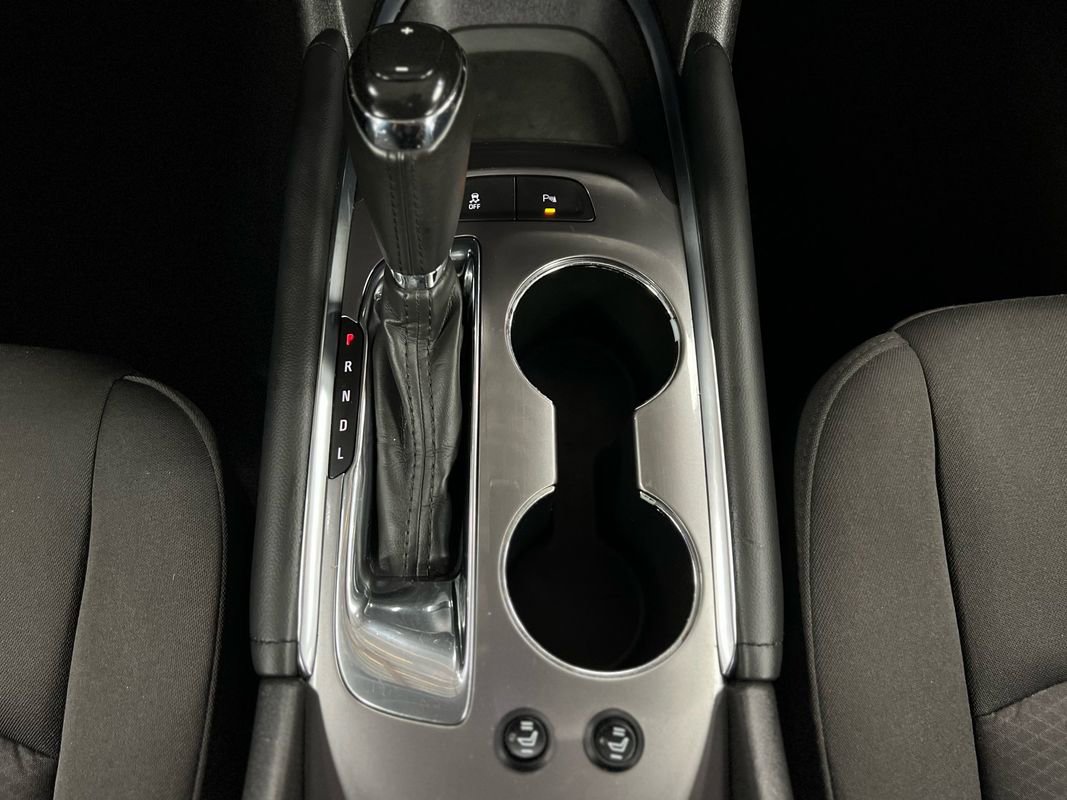 Used 2018 Chevrolet Malibu LT w/ Driver Confidence Package image 29