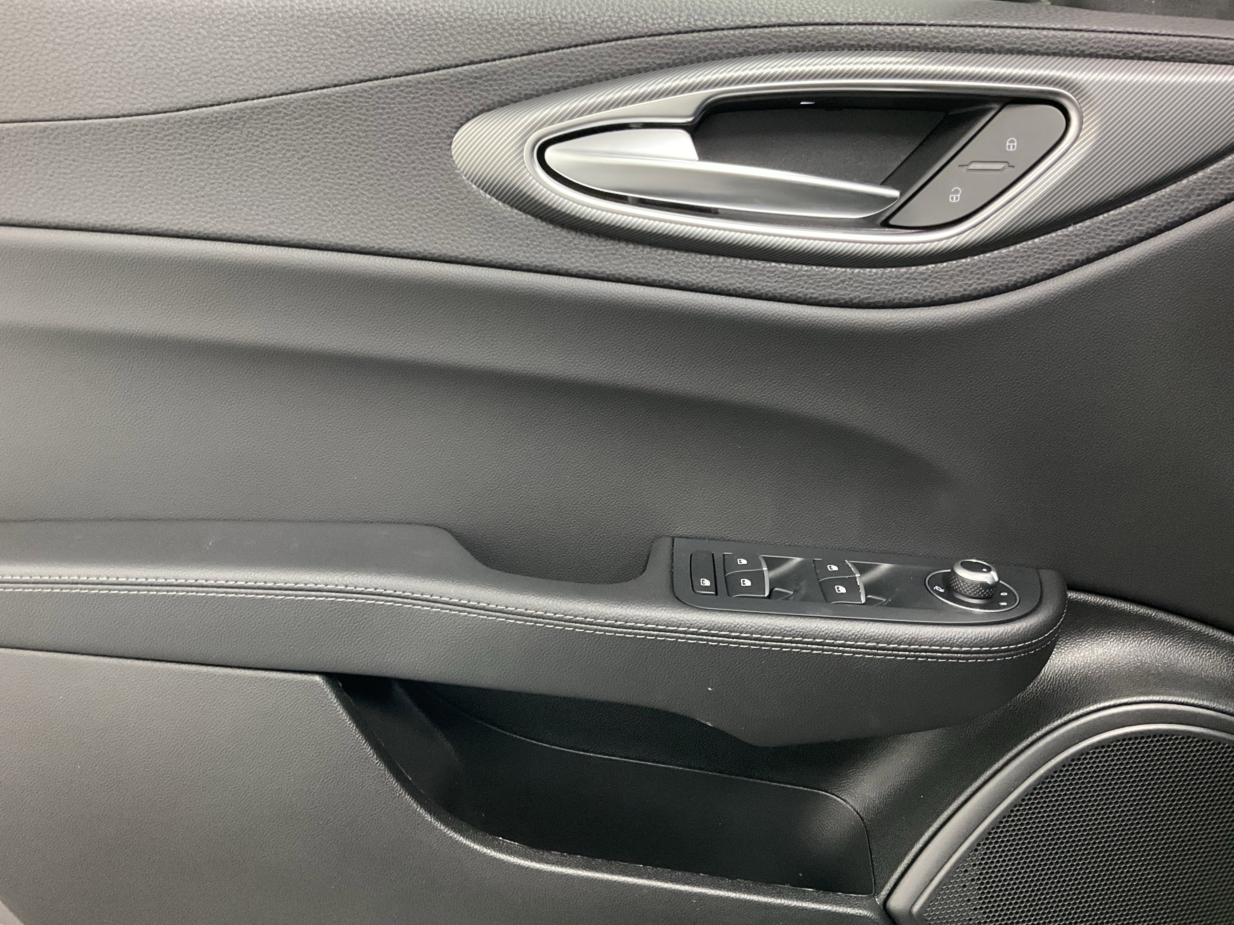 New 2026 Alfa Romeo Giulia AWD w/ Driving Assist Package image 16