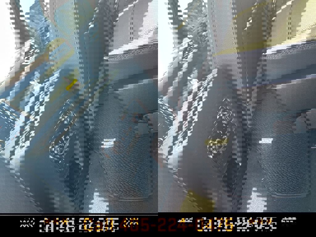 New 2026 GMC Yukon Denali w/ Sun & Power Step Package AWD/4WD image 19