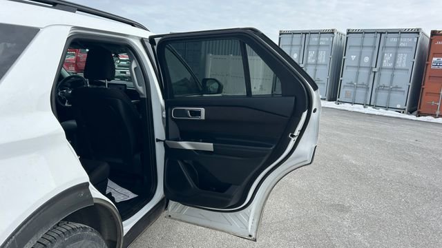 Used 2020 Ford Explorer XLT w/ Comfort Package image 42