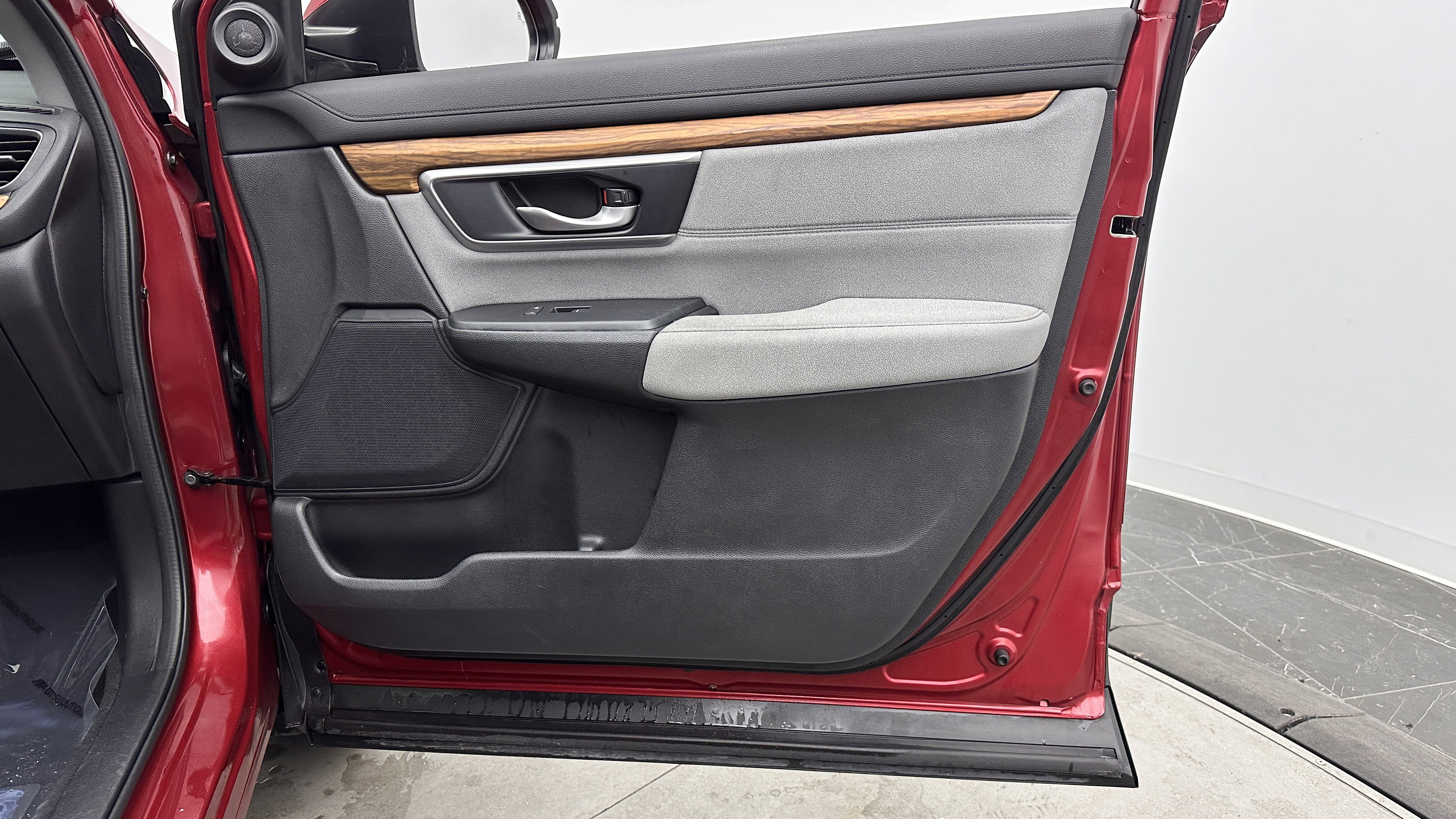 Used 2022 Honda CR-V EX image 30