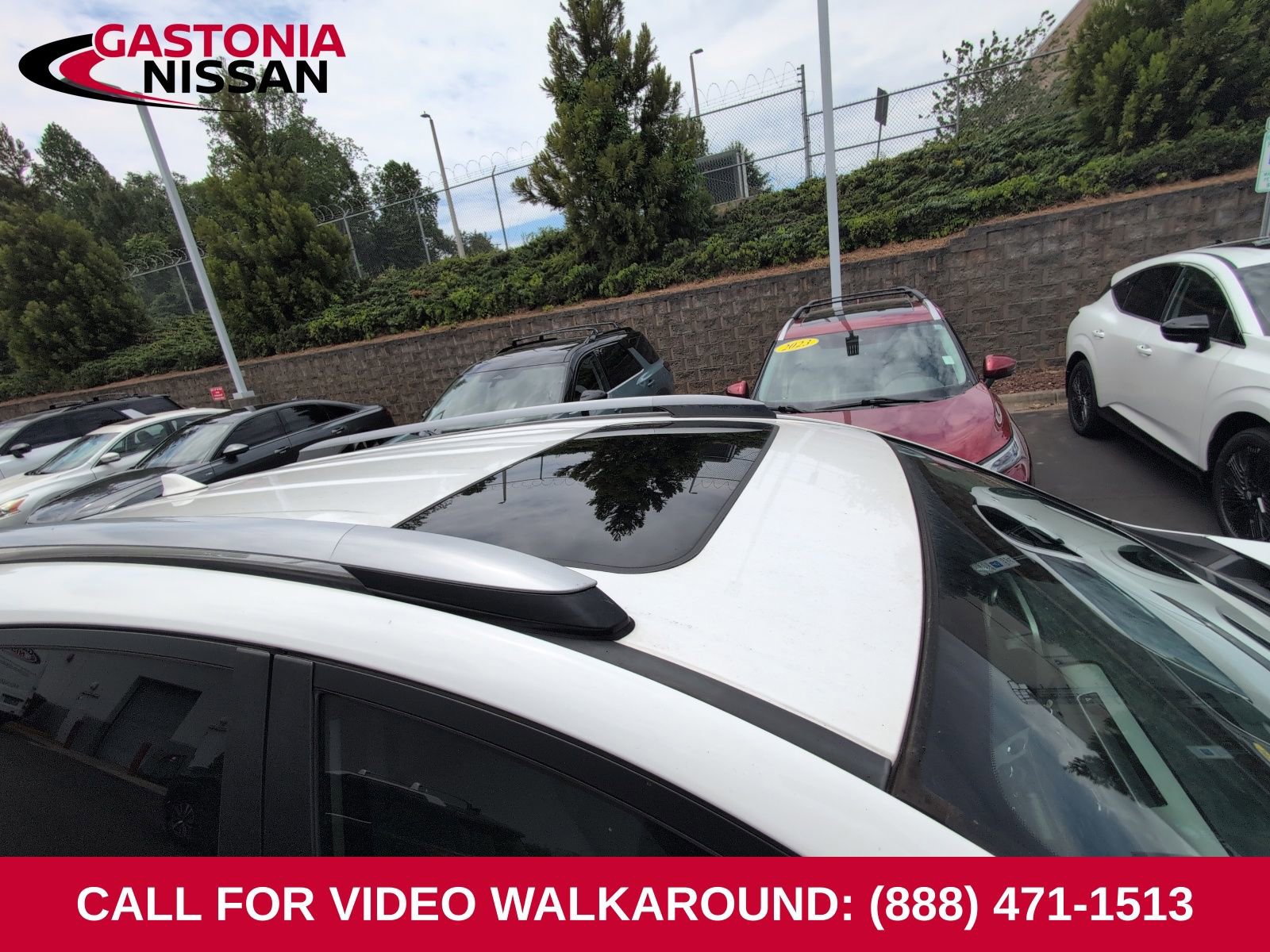 Used 2018 Toyota RAV4 XLE FWD image 17