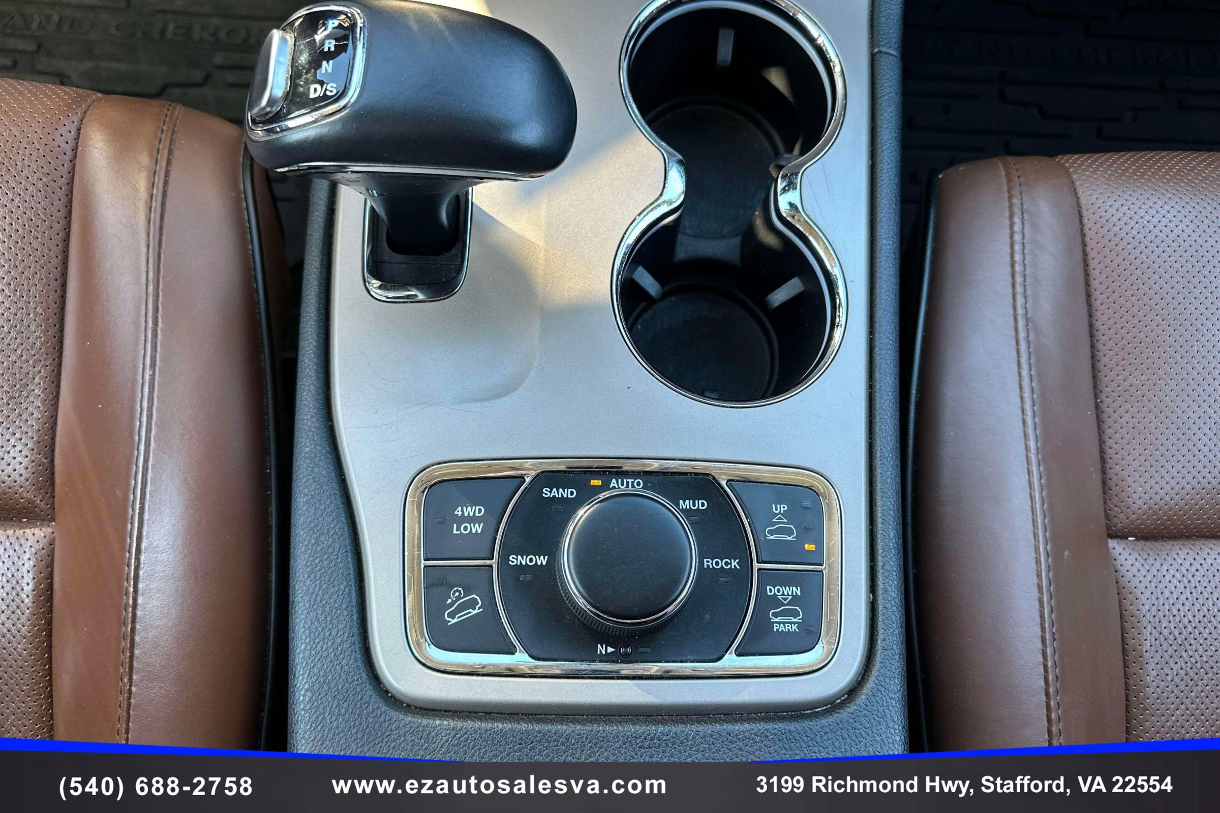 Used 2015 Jeep Grand Cherokee Summit w/ Platinum Series Group image 30