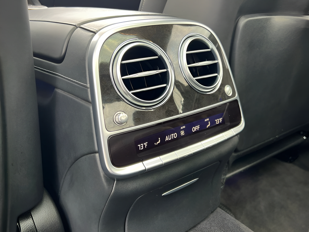 Used 2015 Mercedes-Benz S 63 AMG 4MATIC Sedan image 20