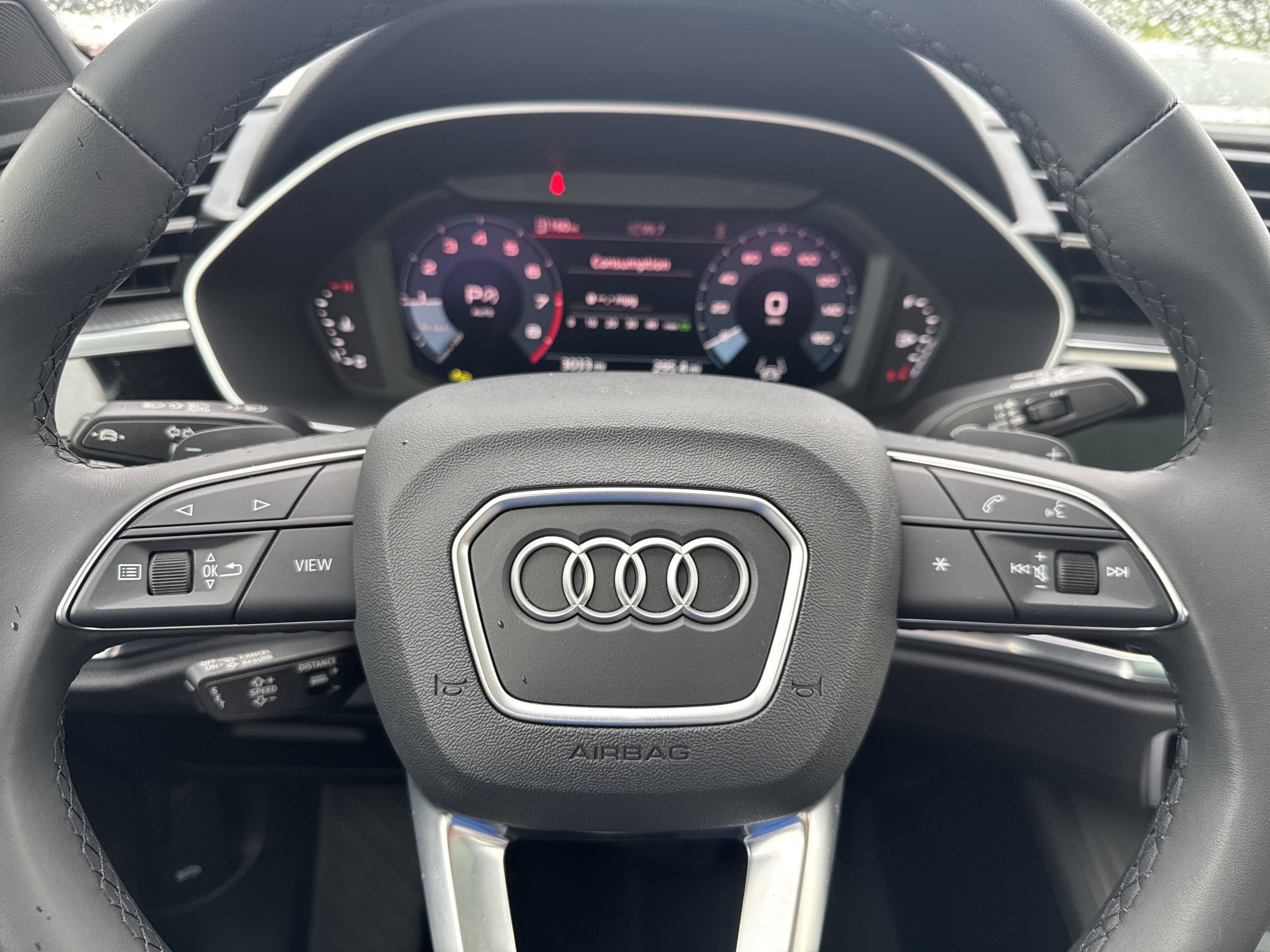 Certified 2025 Audi Q3 2.0T Premium w/ Convenience Package AWD/4WD image 10