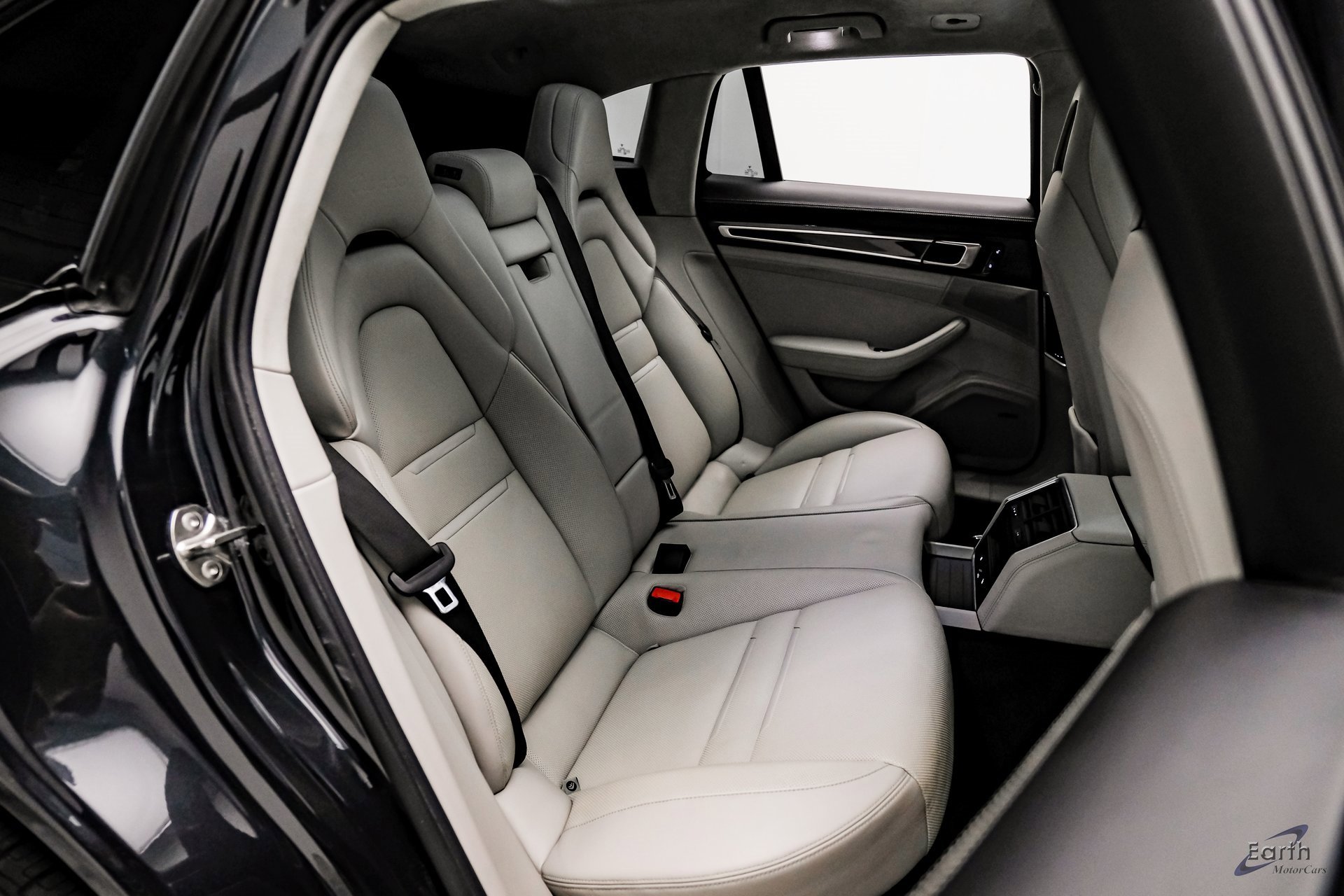 Used 2018 Porsche Panamera Turbo Sport Turismo image 71