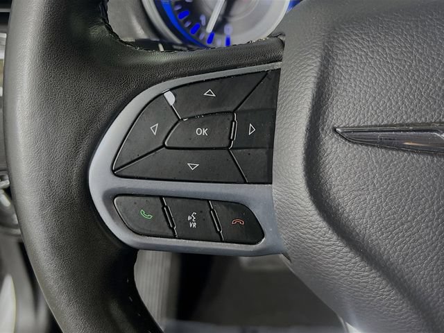 Used 2020 Chrysler 300 Limited RWD image 17