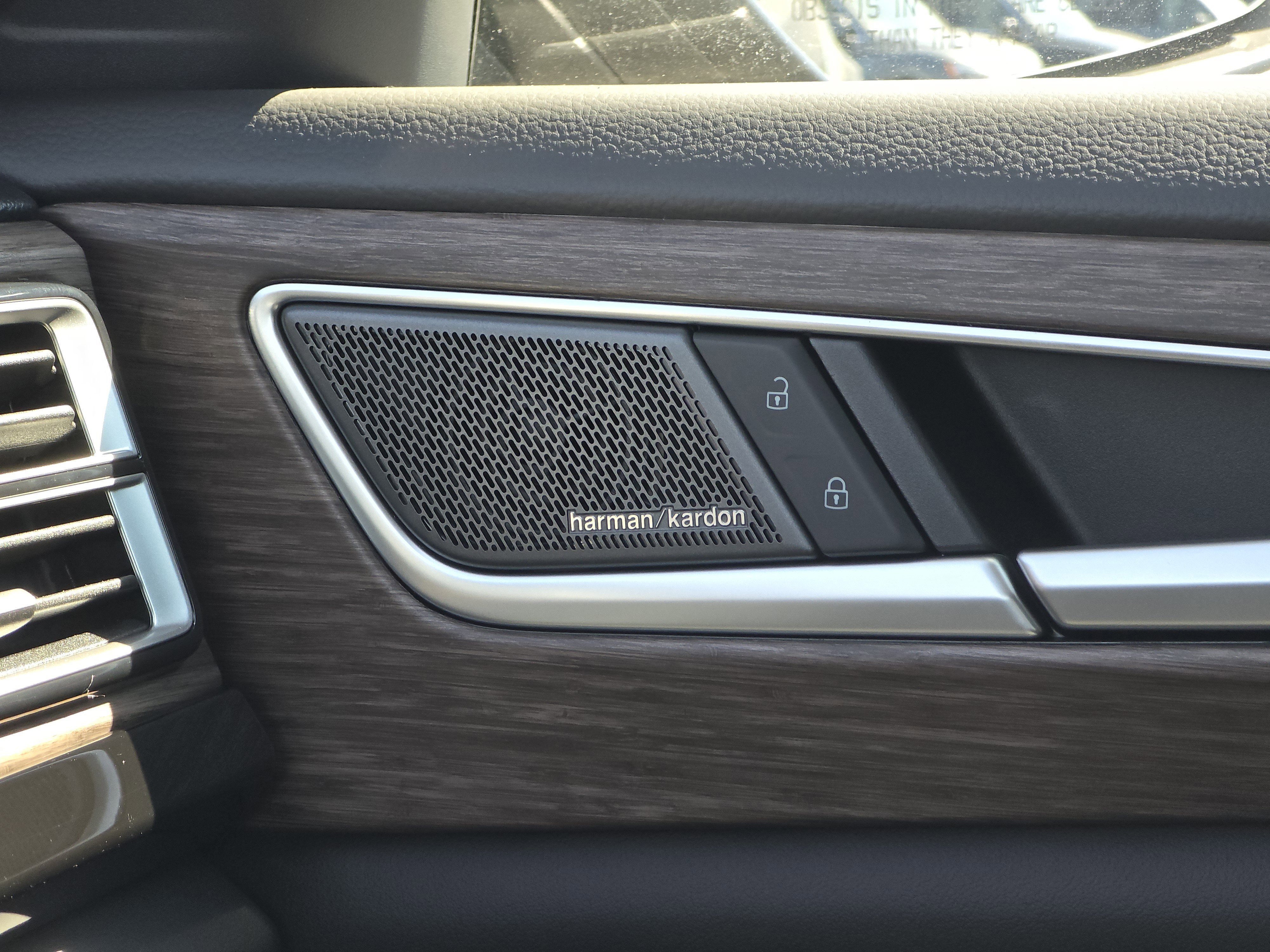 New 2026 Volkswagen Atlas SEL Premium R-Line image 26