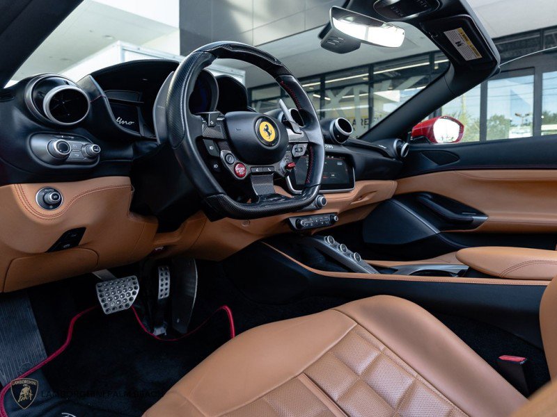 Used 2019 Ferrari Portofino image 34