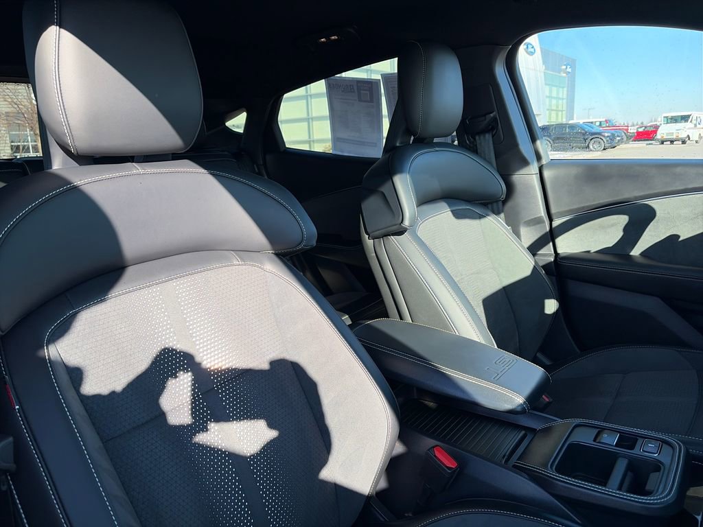 Used 2025 Ford Mustang Mach-E GT image 15