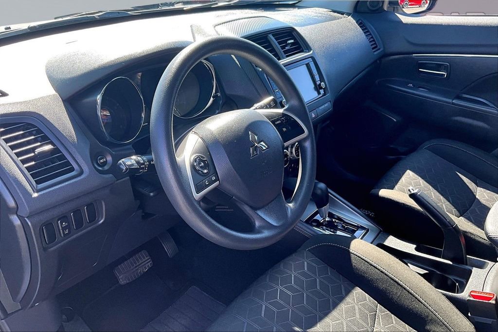 Used 2021 Mitsubishi Outlander Sport ES FWD image 14