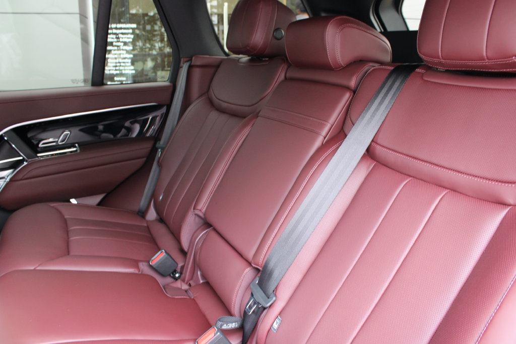 New 2027 Land Rover Range Rover SE AWD/4WD image 8