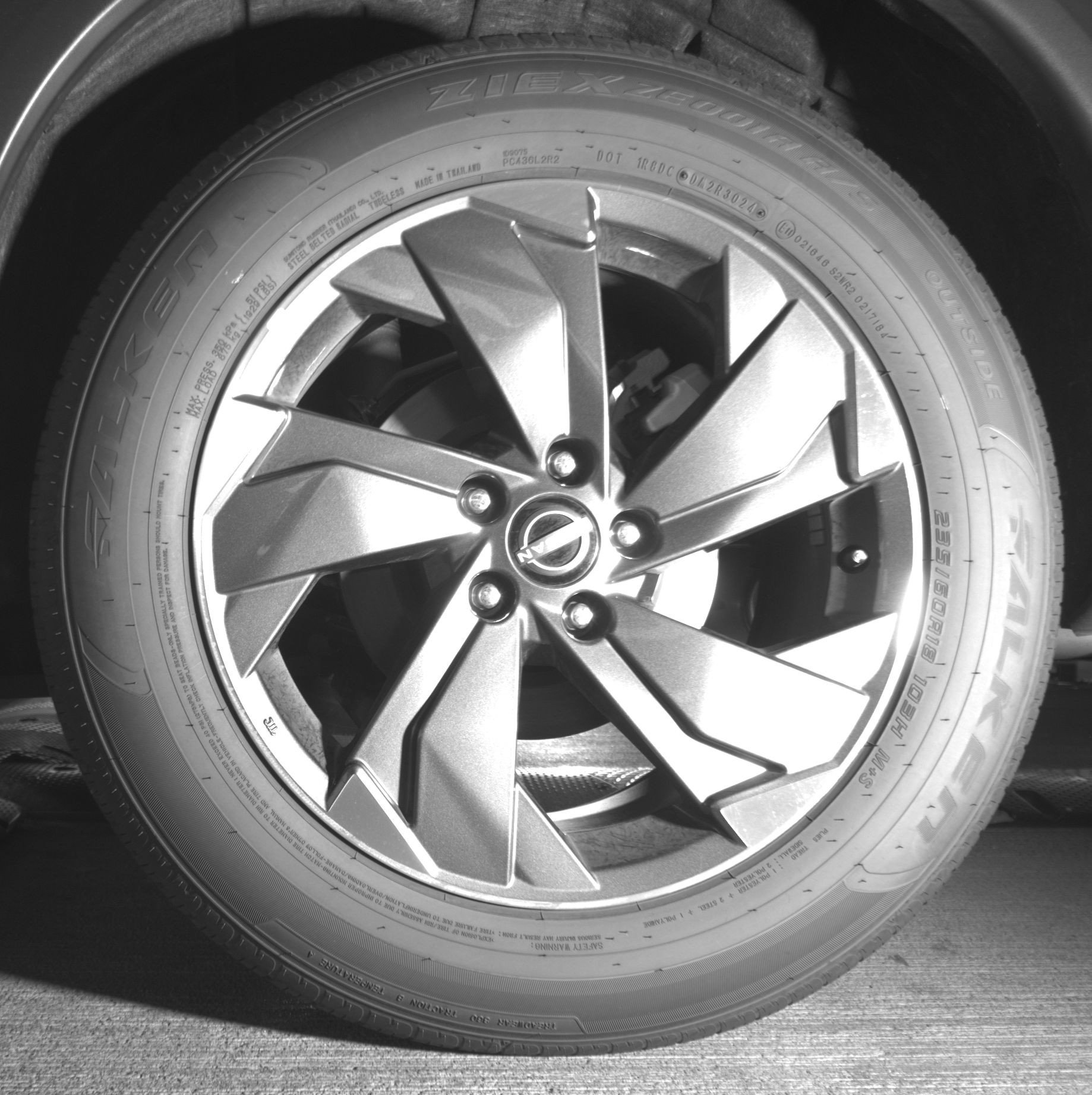 Used 2025 Nissan Rogue SV FWD image 14