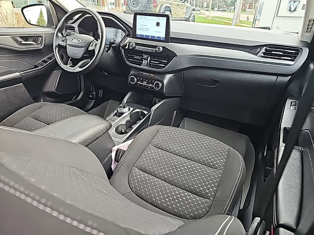 Used 2024 Ford Escape Active AWD/4WD image 25