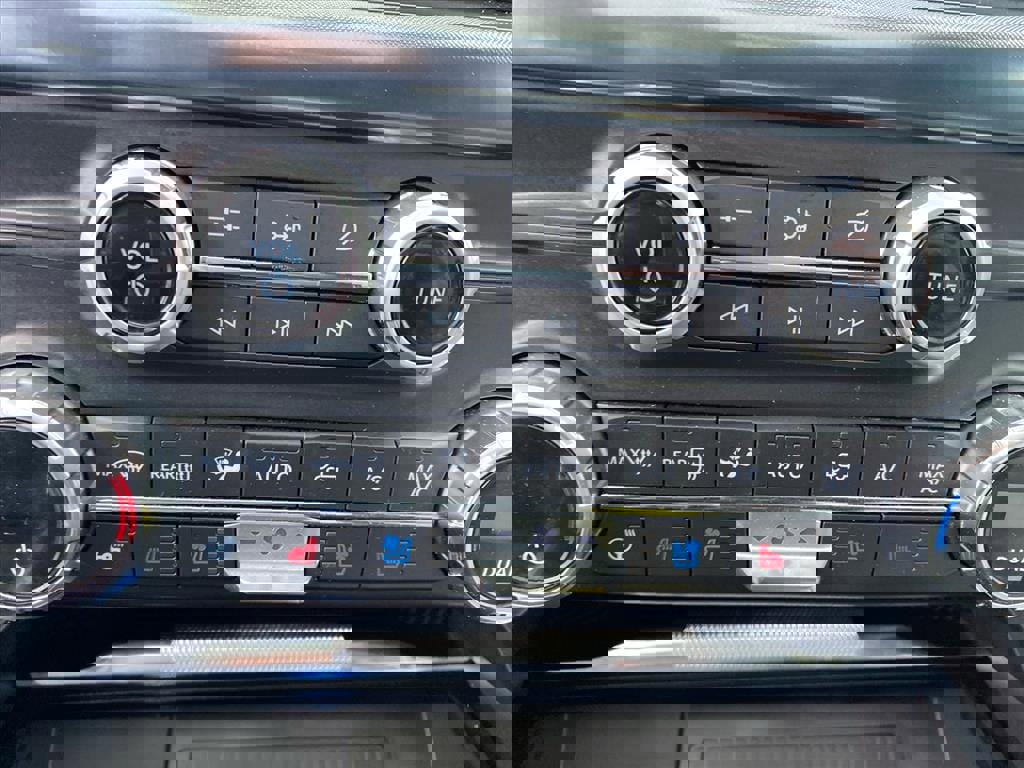 Used 2021 Ford F150 Limited image 15