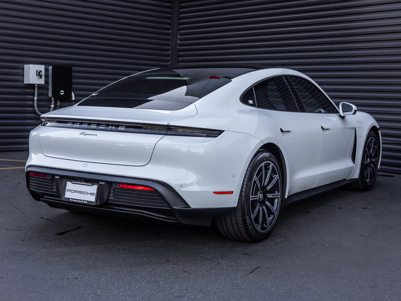 Certified 2023 Porsche Taycan image 9