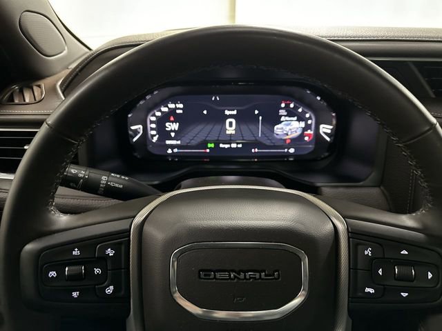 Used 2023 GMC Yukon Denali image 10