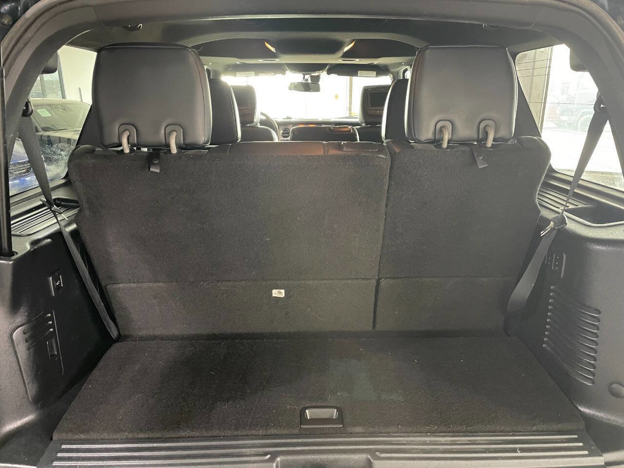 Used 2015 Ford Expedition Limited w/ Equipment Group 301A AWD/4WD image 8