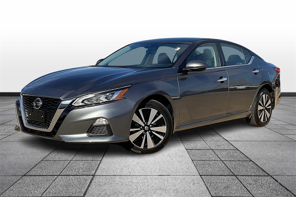 Used 2022 Nissan Altima 2.5 SV