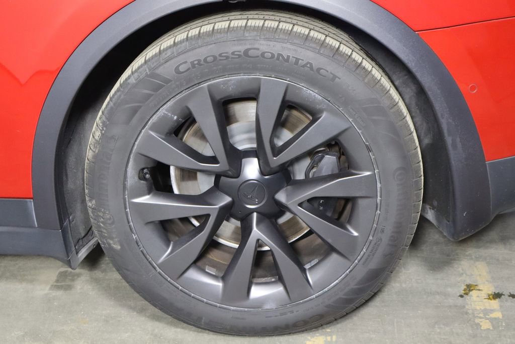 Used 2023 Tesla Model X image 40