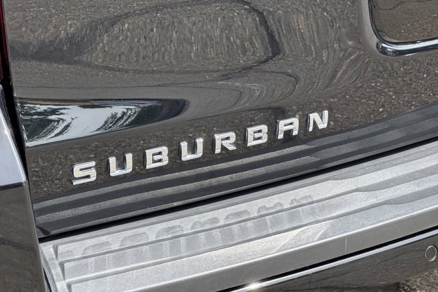 Used 2018 Chevrolet Suburban LT RWD image 53