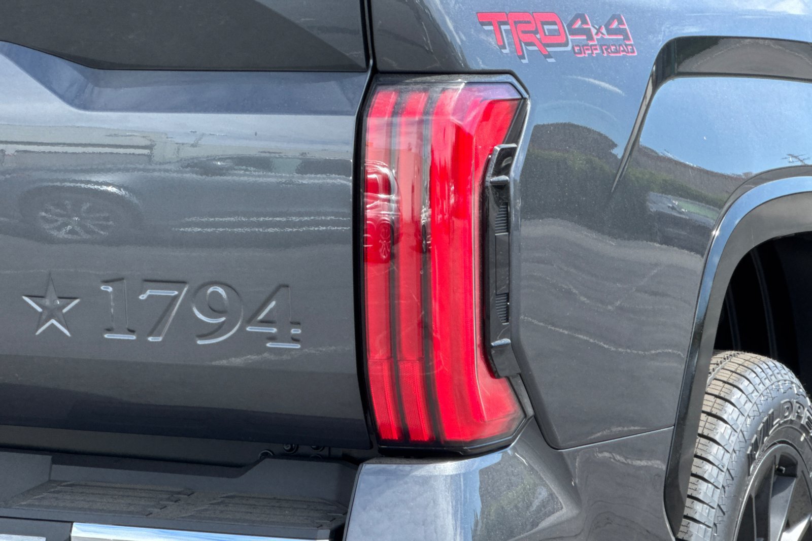 New 2026 Toyota Tundra 1794 Edition w/ TRD Off-Road Package AWD/4WD image 31
