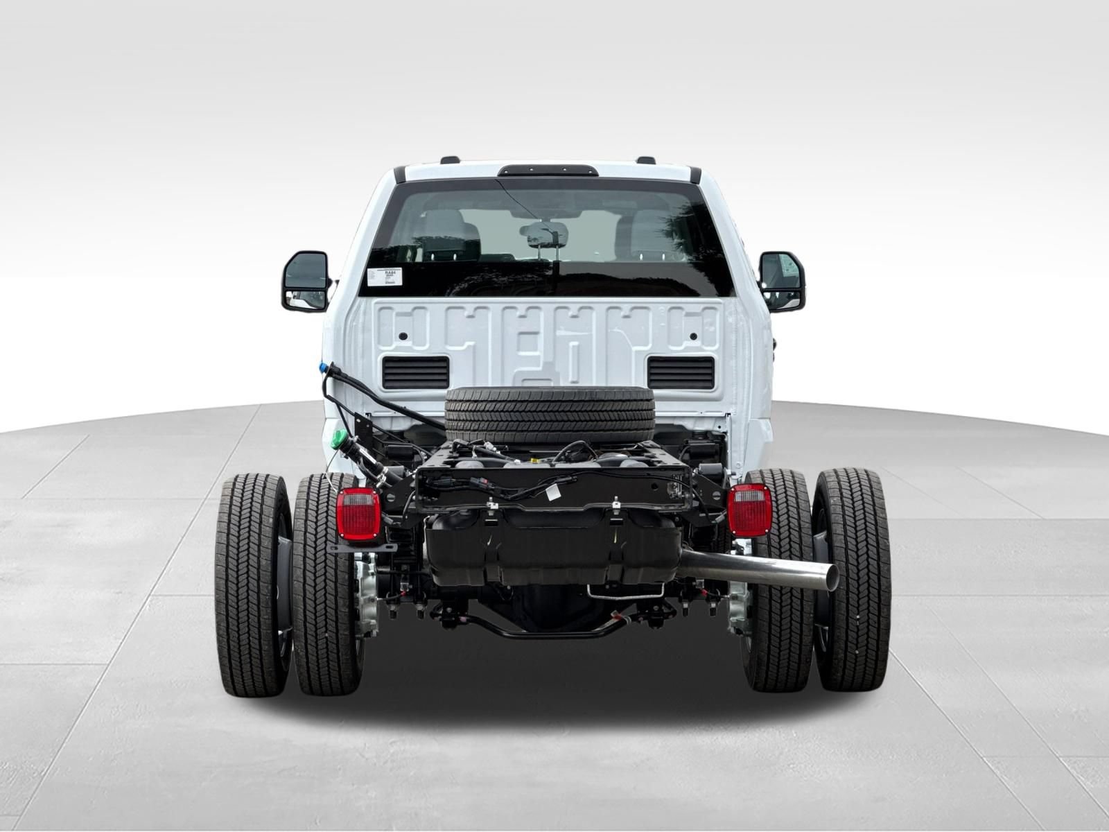 New 2026 Ford F550 2WD SuperCab Super Duty image 4