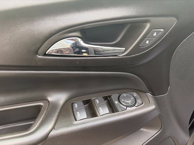 Used 2024 Chevrolet Equinox LT AWD/4WD image 12