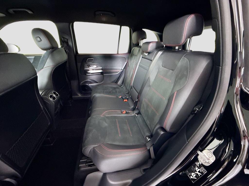 Certified 2025 Mercedes-Benz GLB 250 image 21