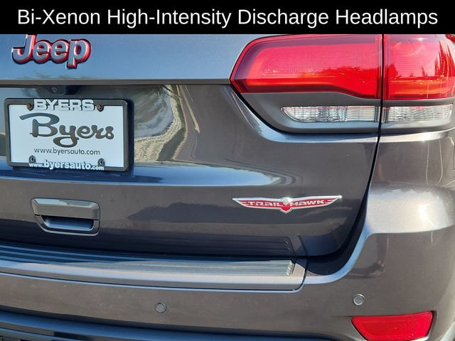 Used 2021 Jeep Grand Cherokee Trailhawk w/ Premium Lighting Group AWD/4WD image 14