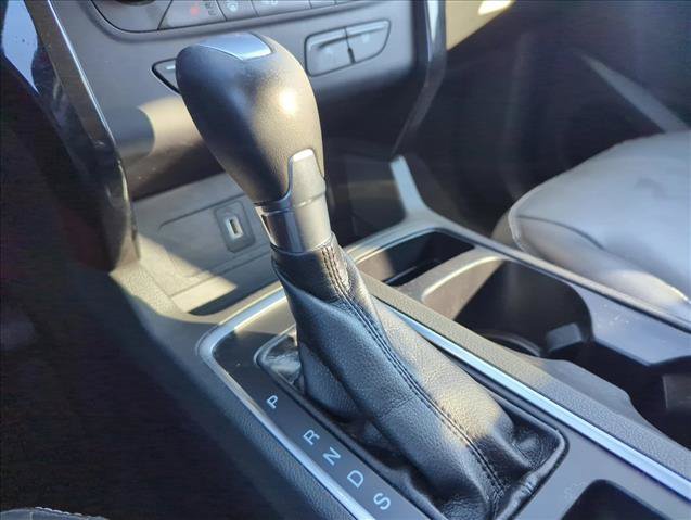 Used 2017 Ford Escape Titanium FWD image 9