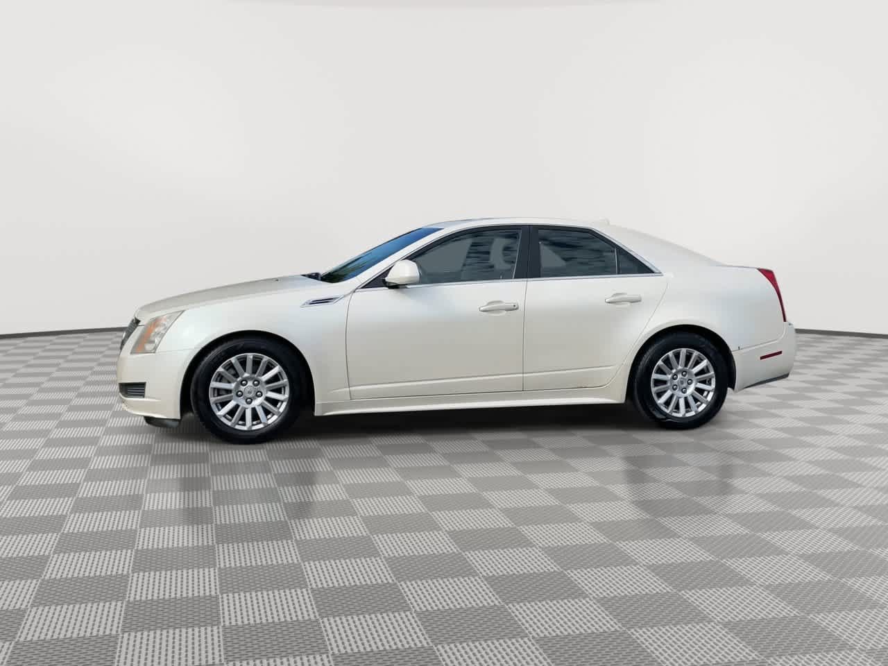 Used 2010 Cadillac CTS Luxury AWD/4WD image 5