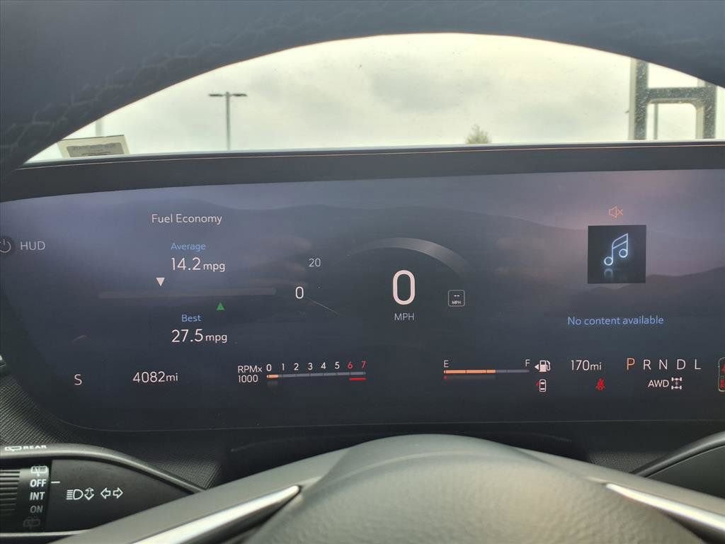 Used 2025 Buick Enclave Preferred w/ Power Package image 12