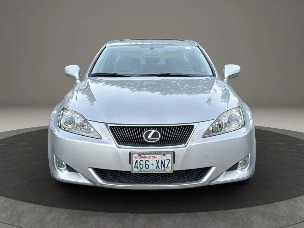 Used 2008 Lexus IS 250 AWD w/ Preferred Accessory Pkg image 6
