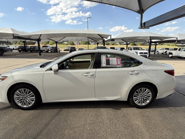 Used 2015 Lexus ES 350 w/ Luxury Package FWD image 6