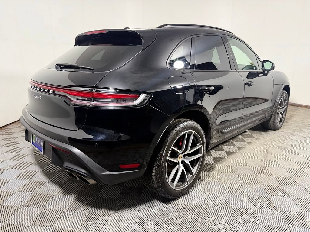 Used 2023 Porsche Macan S AWD/4WD image 7