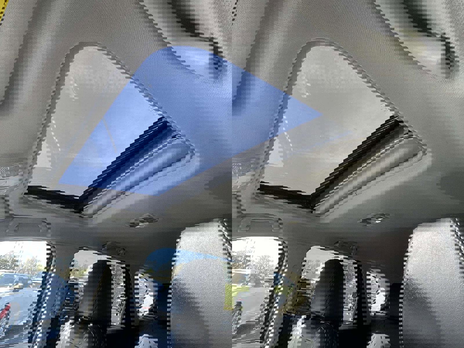 Used 2018 MAZDA CX-5 Touring w/ Preferred Equipment Package image 17