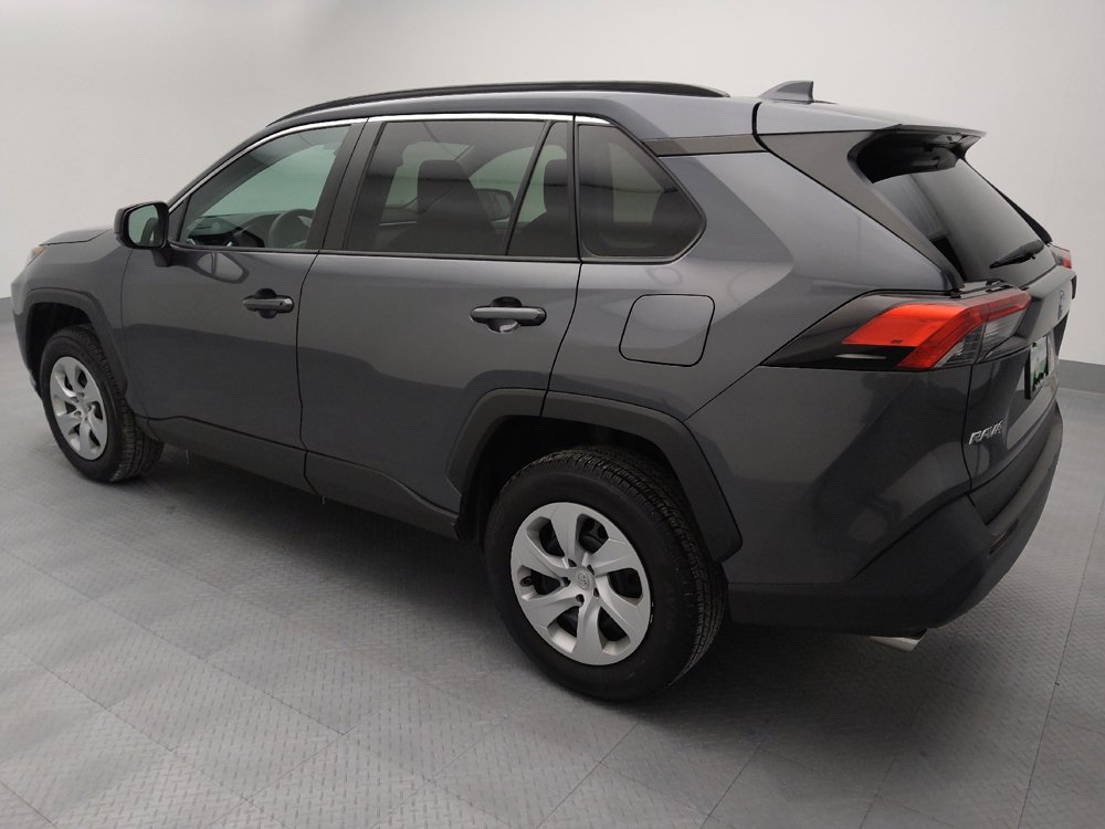Used 2019 Toyota RAV4 LE AWD/4WD image 3