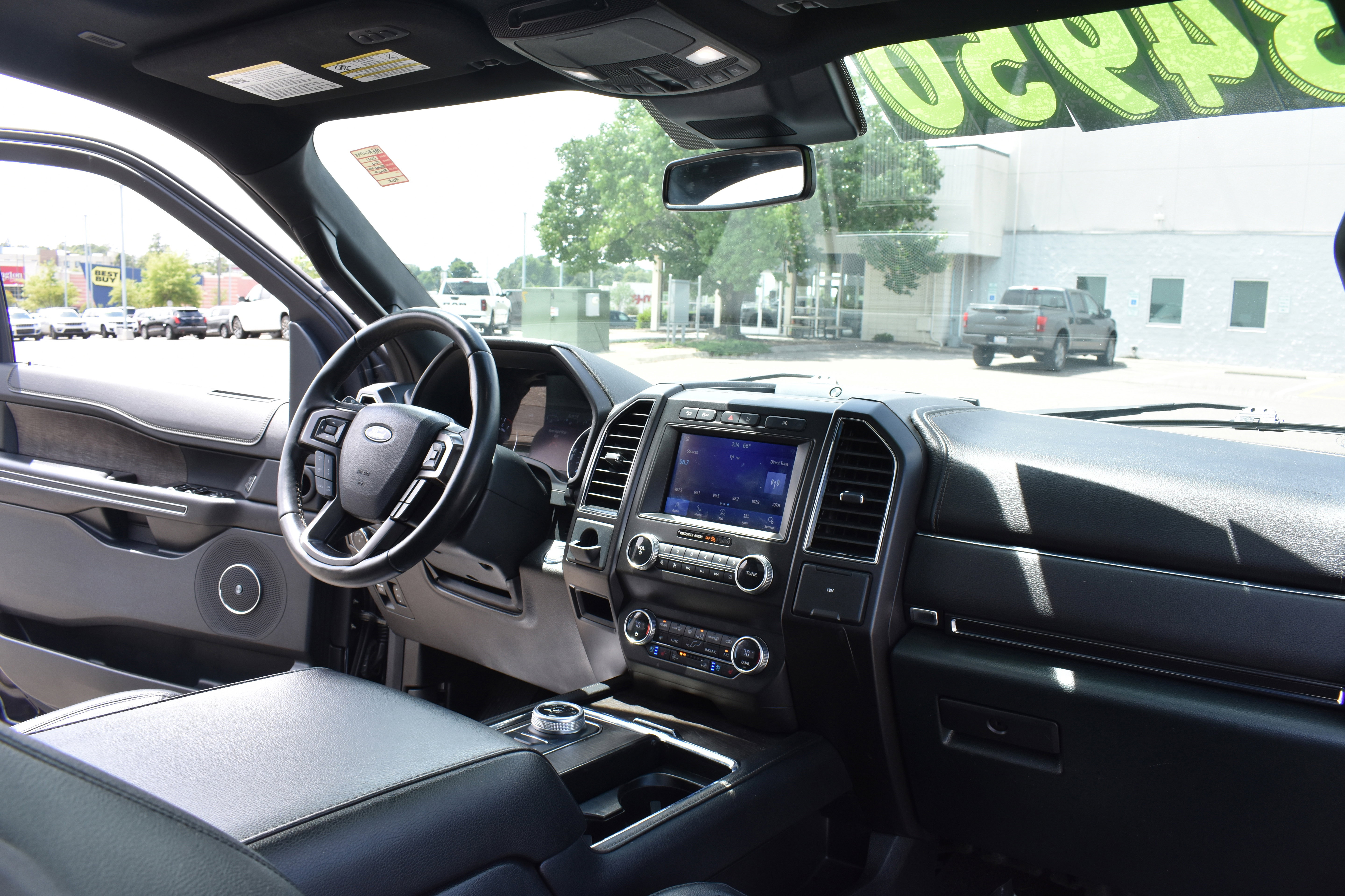 Used 2021 Ford Expedition Limited AWD/4WD image 33