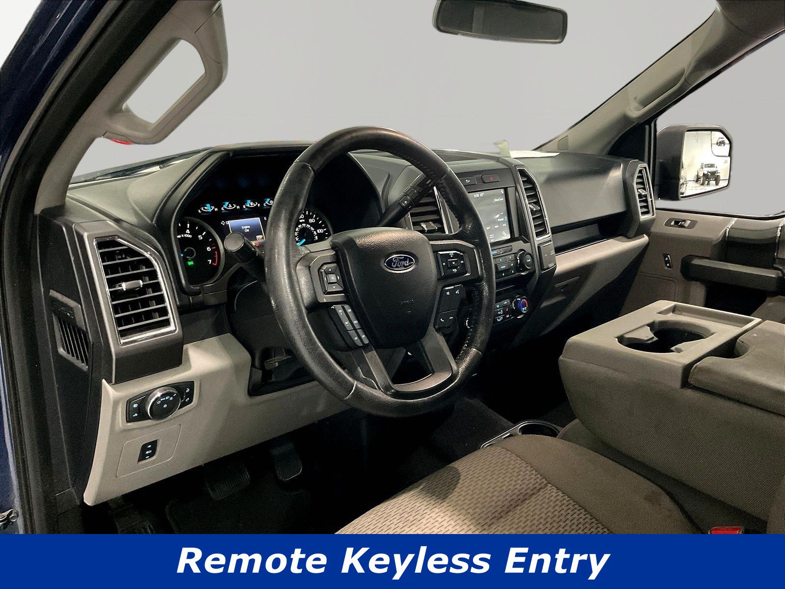 Used 2016 Ford F150 XLT w/ Equipment Group 302A Luxury AWD/4WD image 18