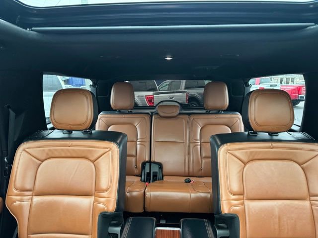 Used 2019 Lincoln Navigator L Reserve w/ Cargo Package AWD/4WD image 32