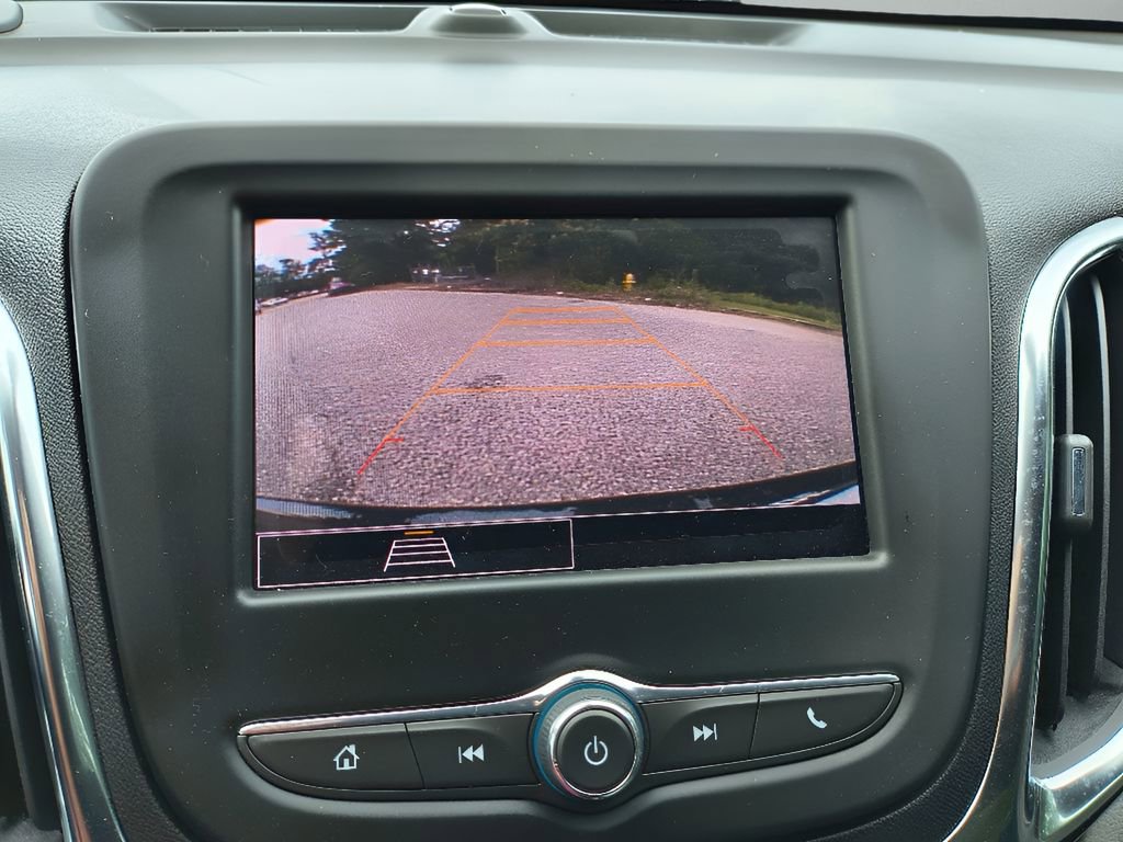 Used 2024 Chevrolet Equinox LS w/ LS Convenience Package image 18