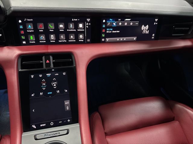 Used 2022 Porsche Taycan 4S image 21