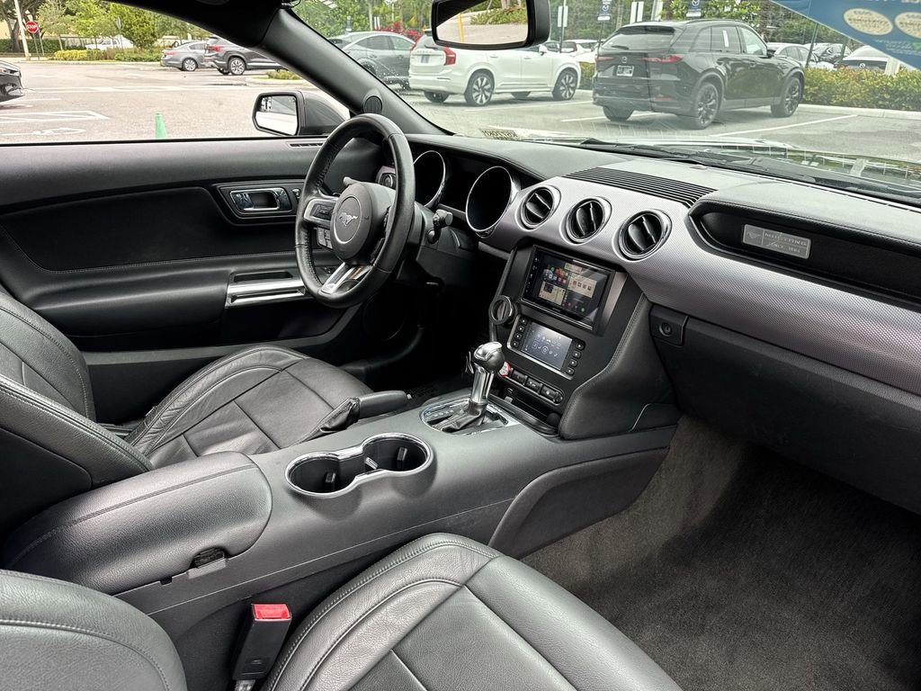 Used 2016 Ford Mustang GT w/ Black Accent Package RWD image 14