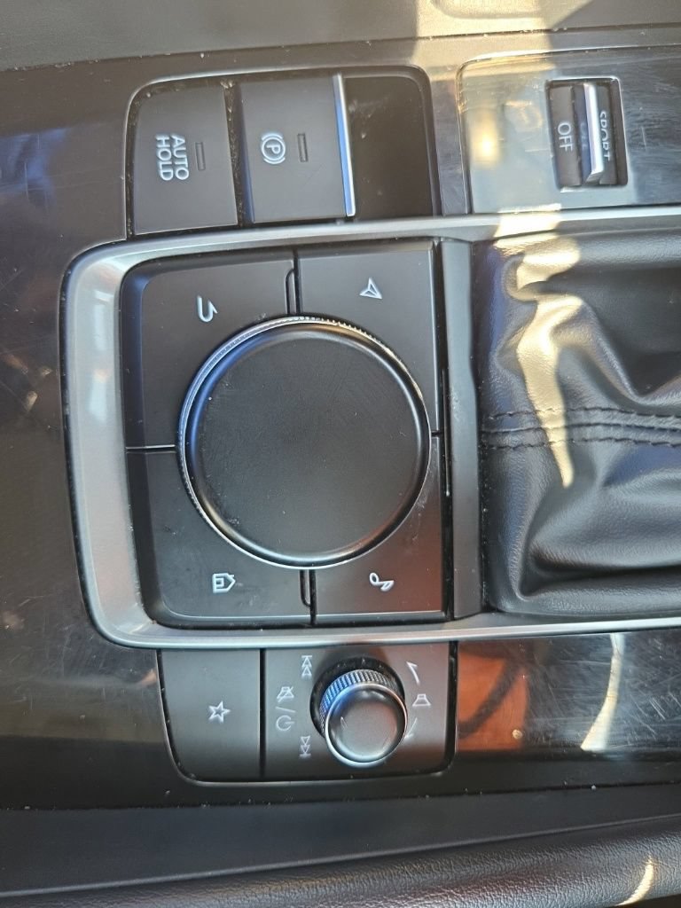 Used 2024 MAZDA MAZDA3 s FWD image 37