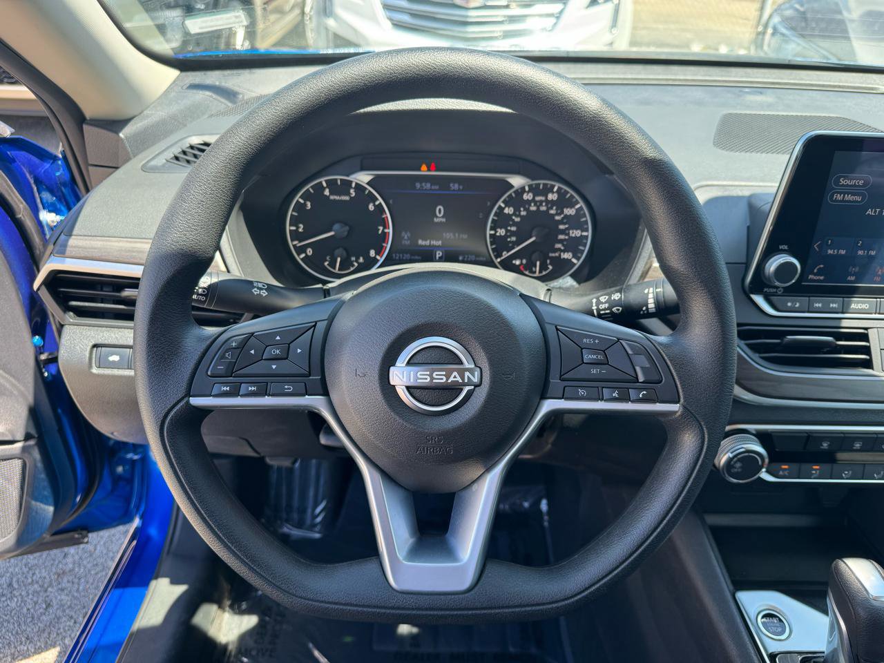 Used 2025 Nissan Altima 2.5 SV FWD image 27
